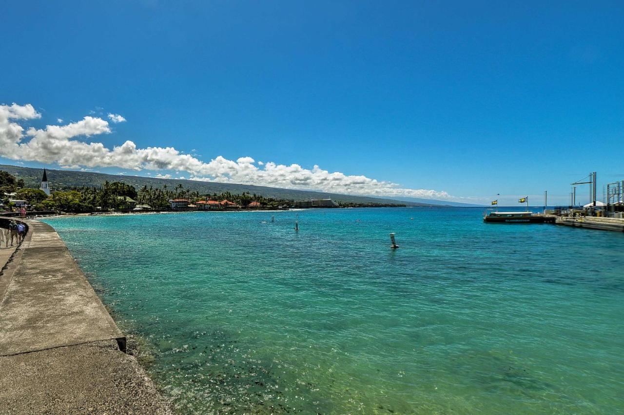 Downtown Air Conditioned Condo Walk To Beaches Kailua-Kona Ngoại thất bức ảnh